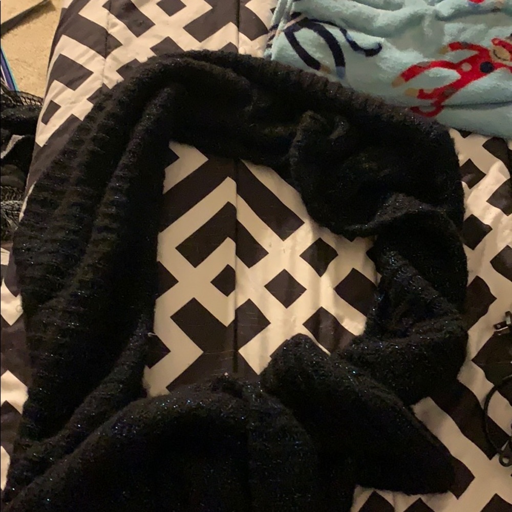 Black infinity scarf